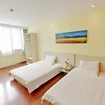 Hanting Hotel Beijing Qianmen Street